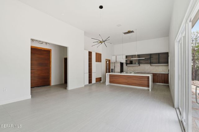 115 BIRD Avenue, El Paso, TX 79922