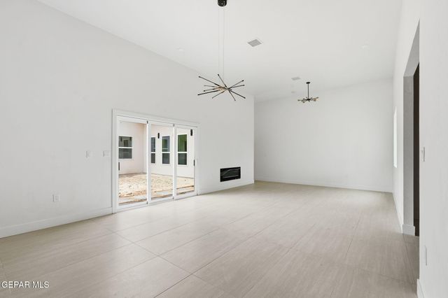 115 BIRD Avenue, El Paso, TX 79922