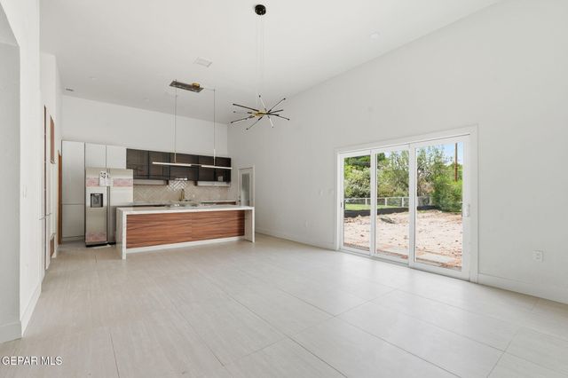 115 BIRD Avenue, El Paso, TX 79922