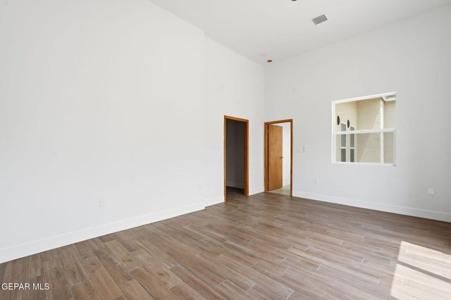 115 BIRD Avenue, El Paso, TX 79922