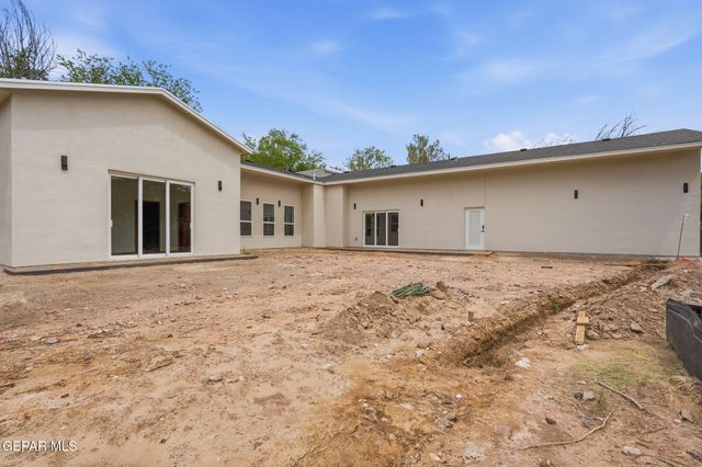 115 BIRD Avenue, El Paso, TX 79922