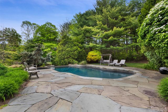 127 Boutonville Road, Pound Ridge, NY 10576