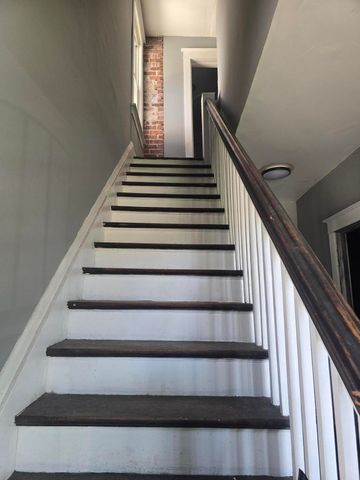 437 Jackson Street, Gary, IN 46402