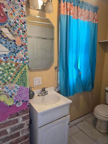 437 Jackson Street, Gary, IN 46402