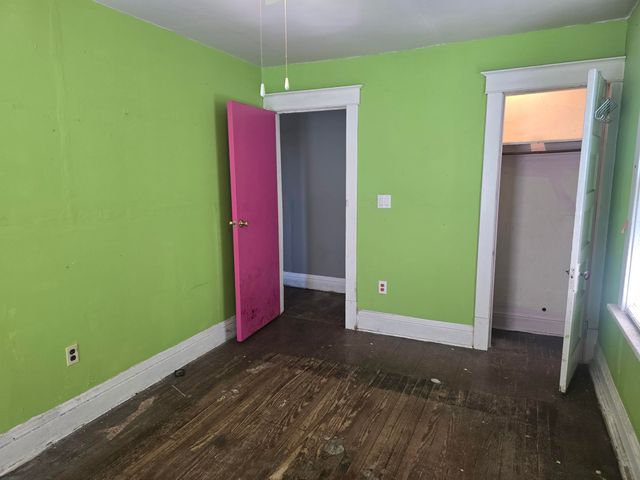 437 Jackson Street, Gary, IN 46402