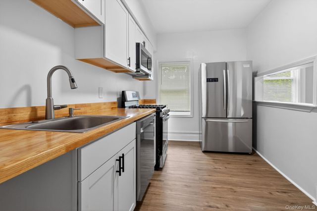 160 N Miller Street, Newburgh, NY 12550