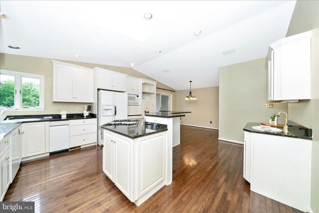 3204 HOOPER RD, New Windsor, MD 21776