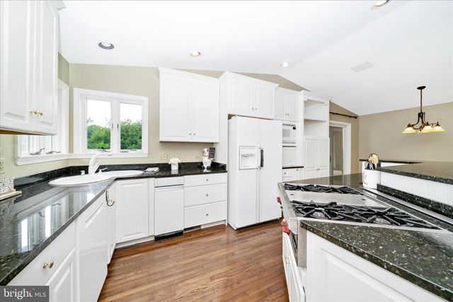 3204 HOOPER RD, New Windsor, MD 21776