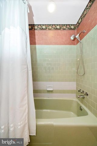 3204 HOOPER RD, New Windsor, MD 21776