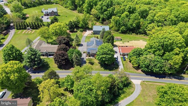 3204 HOOPER RD, New Windsor, MD 21776