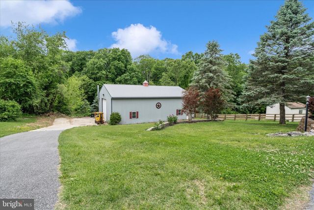 3204 HOOPER RD, New Windsor, MD 21776