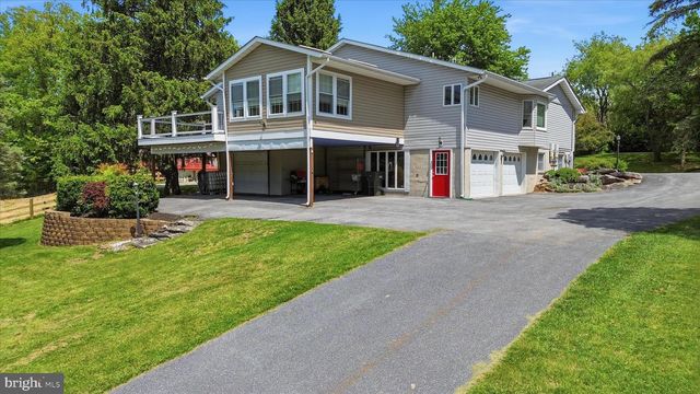 3204 HOOPER RD, New Windsor, MD 21776