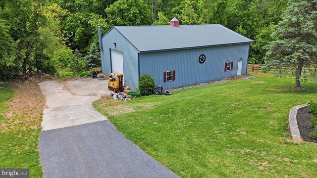 3204 HOOPER RD, New Windsor, MD 21776