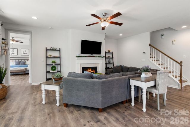 10397 Paper Birch Drive, Charlotte, NC 28215