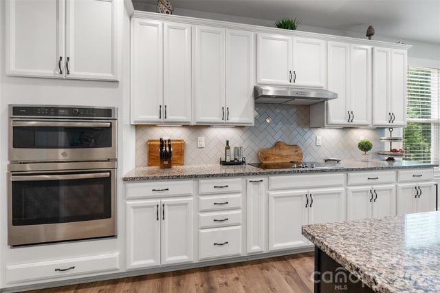 10397 Paper Birch Drive, Charlotte, NC 28215