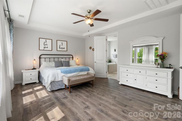10397 Paper Birch Drive, Charlotte, NC 28215