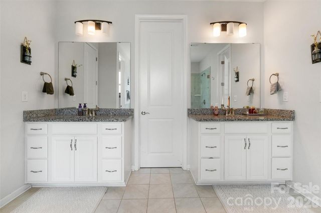 10397 Paper Birch Drive, Charlotte, NC 28215