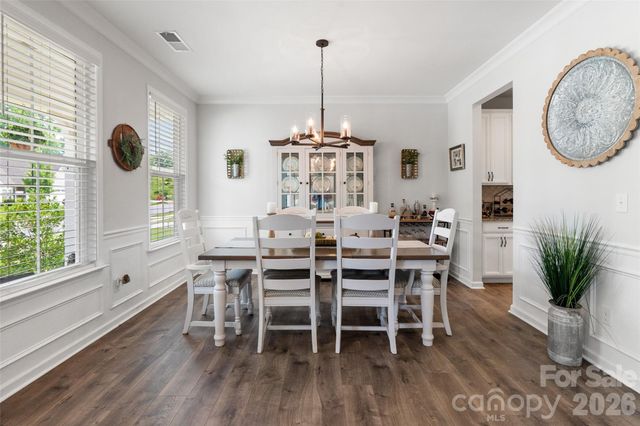10397 Paper Birch Drive, Charlotte, NC 28215