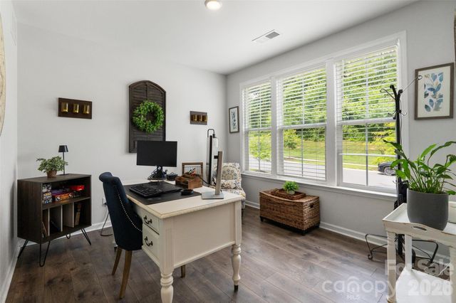 10397 Paper Birch Drive, Charlotte, NC 28215