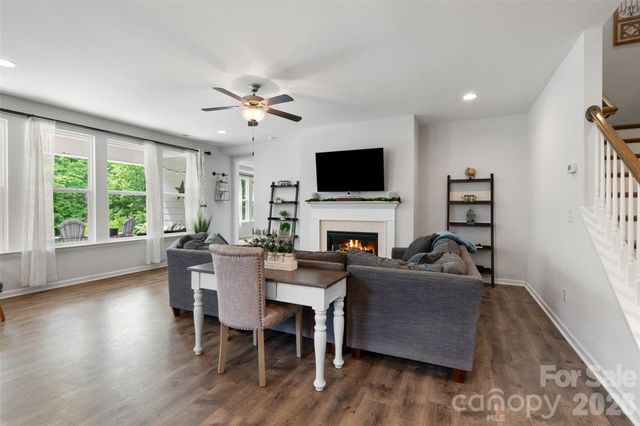 10397 Paper Birch Drive, Charlotte, NC 28215