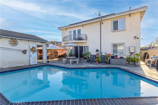 10140 Harvest Ave, Santa Fe Springs, CA 90670