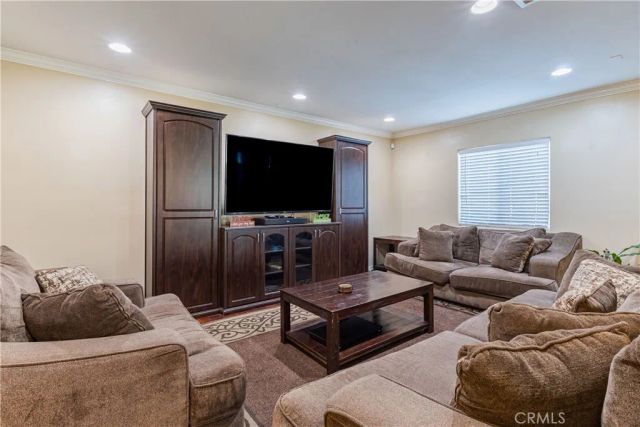 10140 Harvest Ave, Santa Fe Springs, CA 90670