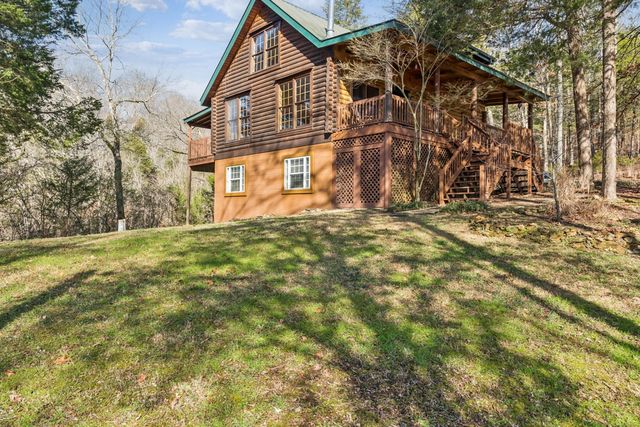 1140 Leatherwood Rd, White Bluff, TN 37187
