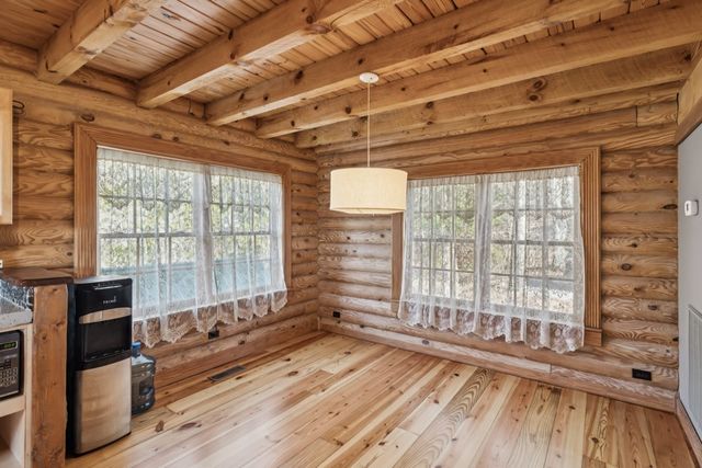 1140 Leatherwood Rd, White Bluff, TN 37187