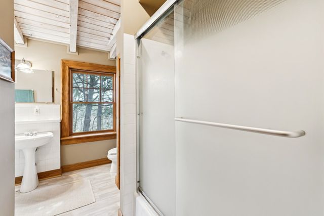 1140 Leatherwood Rd, White Bluff, TN 37187