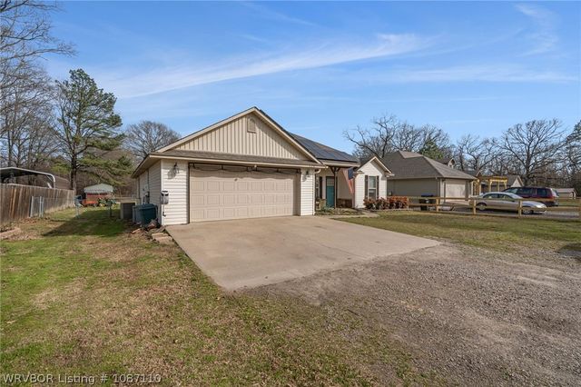 228 Shelly Lane, Alma, AR 72921