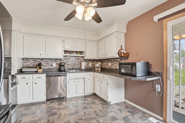 28467 Florence Street, Garden City, MI 48135