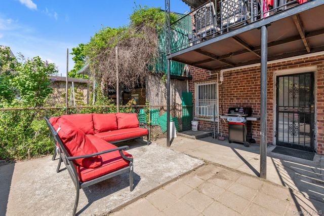 100-06 32nd Avenue, East Elmhurst, NY 11369