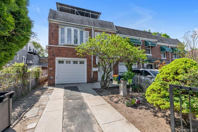 100-06 32nd Avenue, East Elmhurst, NY 11369