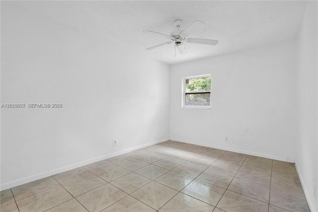 535 NW 18th St B, Fort Lauderdale, FL 33311