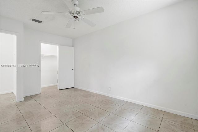 535 NW 18th St B, Fort Lauderdale, FL 33311