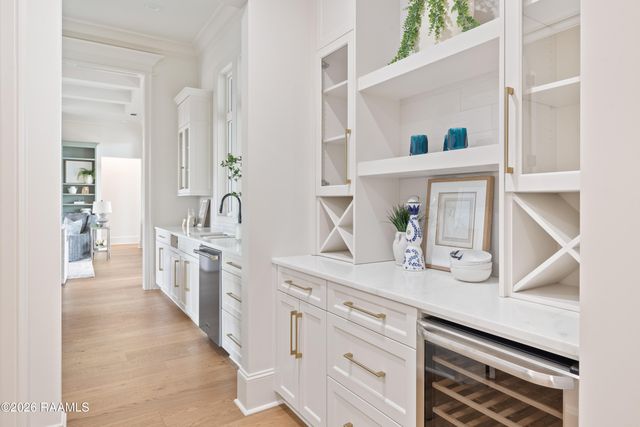 305 Sunset Palm Court, Youngsville, LA 70592