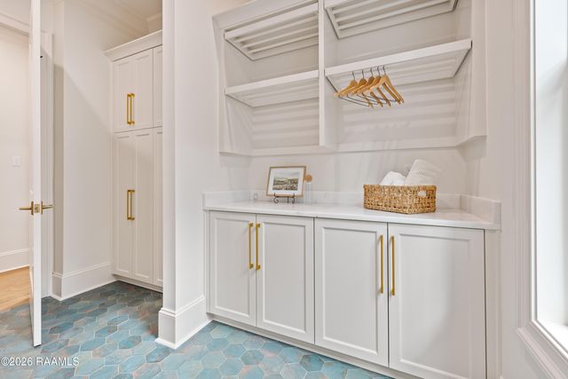 305 Sunset Palm Court, Youngsville, LA 70592