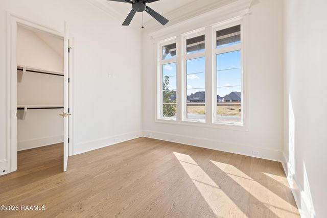 305 Sunset Palm Court, Youngsville, LA 70592