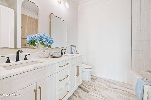 305 Sunset Palm Court, Youngsville, LA 70592