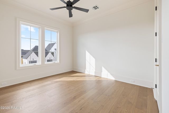 305 Sunset Palm Court, Youngsville, LA 70592