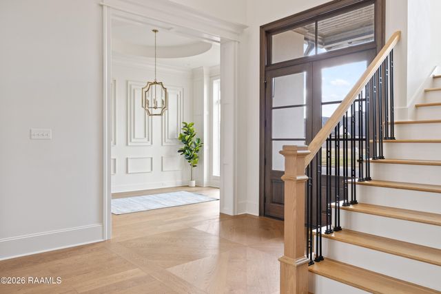 305 Sunset Palm Court, Youngsville, LA 70592