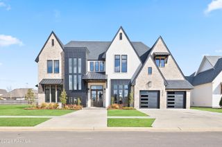 305 Sunset Palm Court, Youngsville, LA 70592