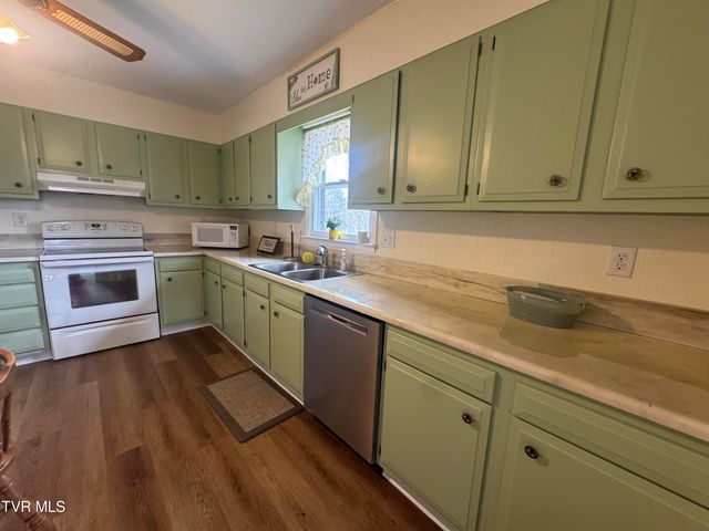 134 Independence Lane, Elizabethton, TN 37643