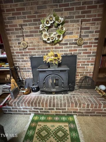 134 Independence Lane, Elizabethton, TN 37643