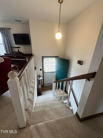 134 Independence Lane, Elizabethton, TN 37643