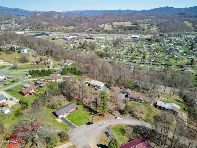 134 Independence Lane, Elizabethton, TN 37643