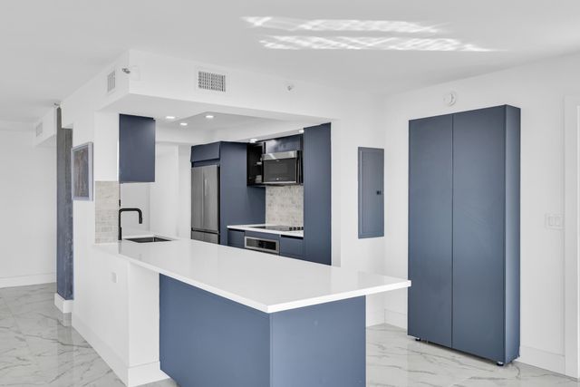 899 Jeffery Street 6020, Boca Raton, FL 33487