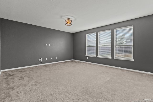 8239 Phantom Fld, San Antonio, TX 78253