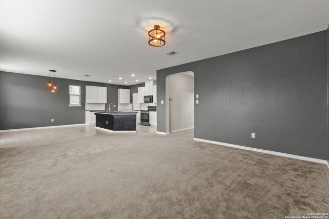 8239 Phantom Fld, San Antonio, TX 78253