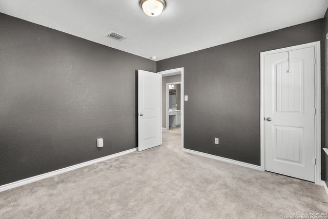 8239 Phantom Fld, San Antonio, TX 78253